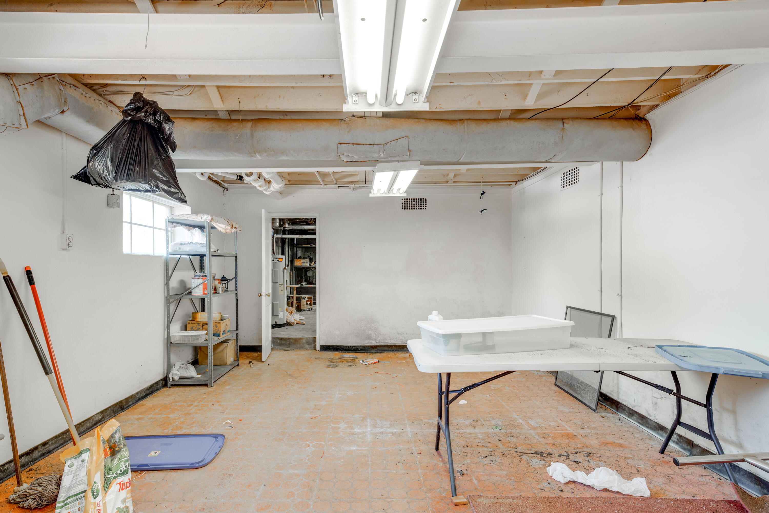 1607 South Rugby Place Chattanooga, TN 37412 - Photo 27 of 29 Basement / Workshop