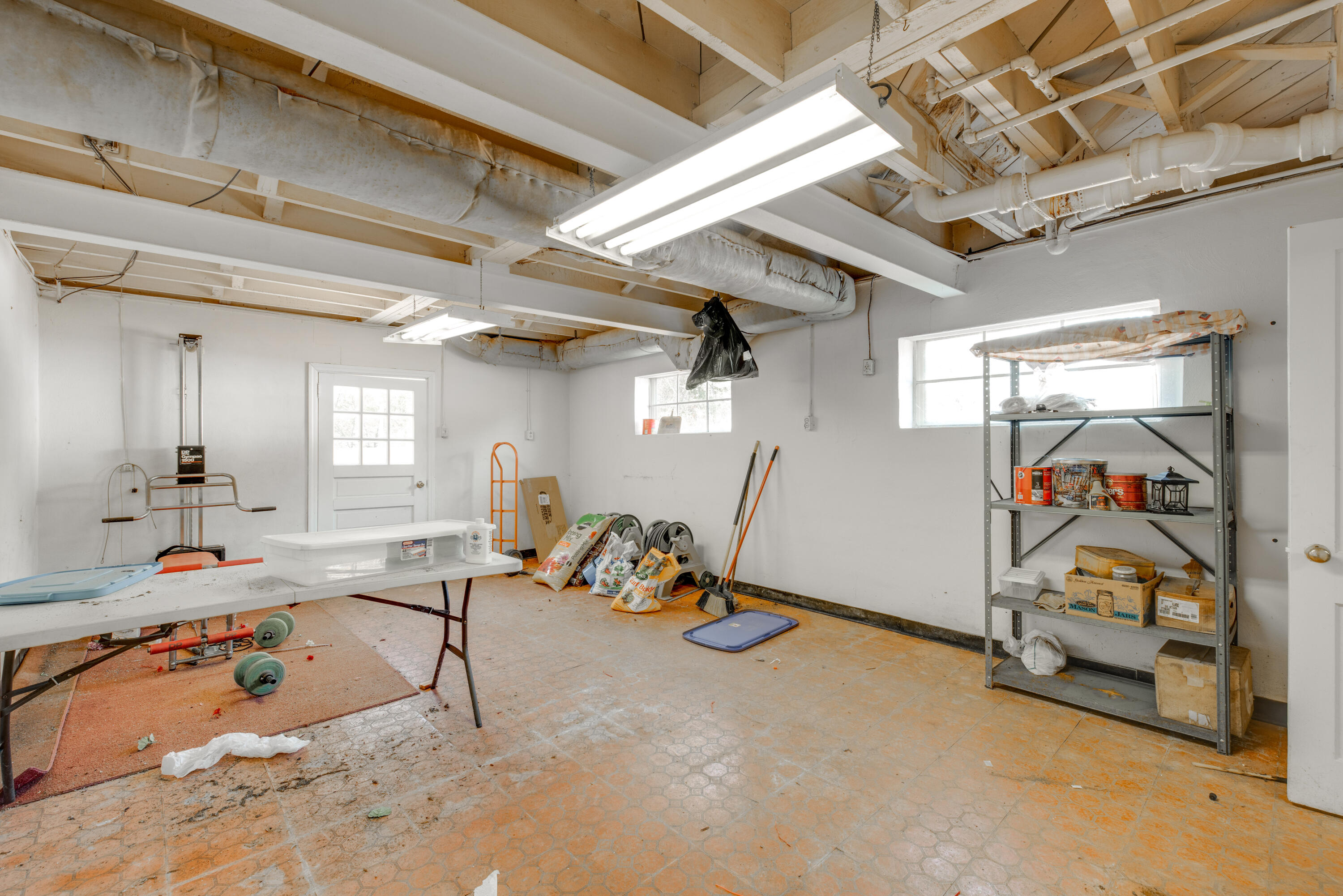 1607 South Rugby Place Chattanooga, TN 37412 - Photo 28 of 29 Basement / Workshop