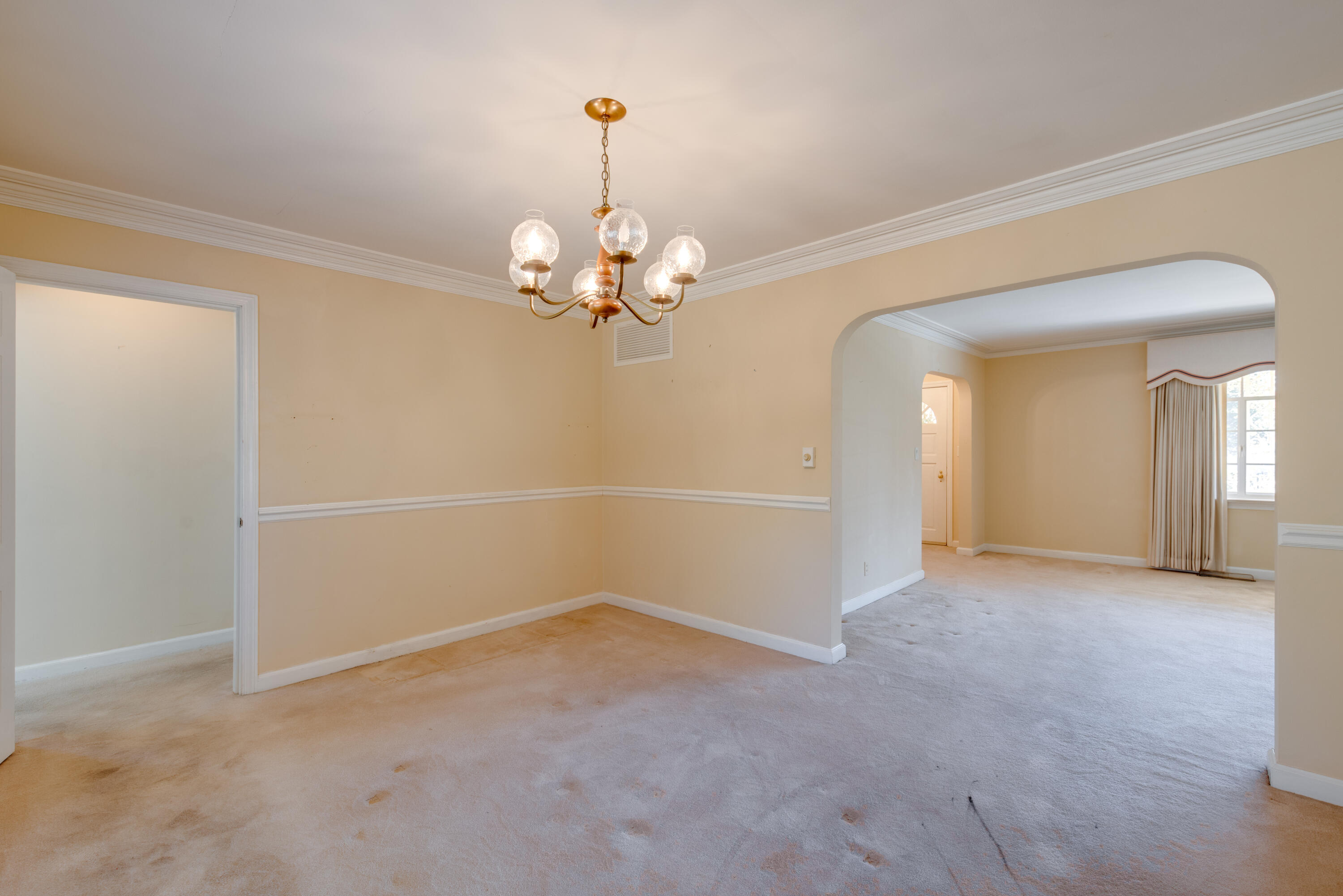 1607 South Rugby Place Chattanooga, TN 37412 - Photo 8 of 29 Dining Room