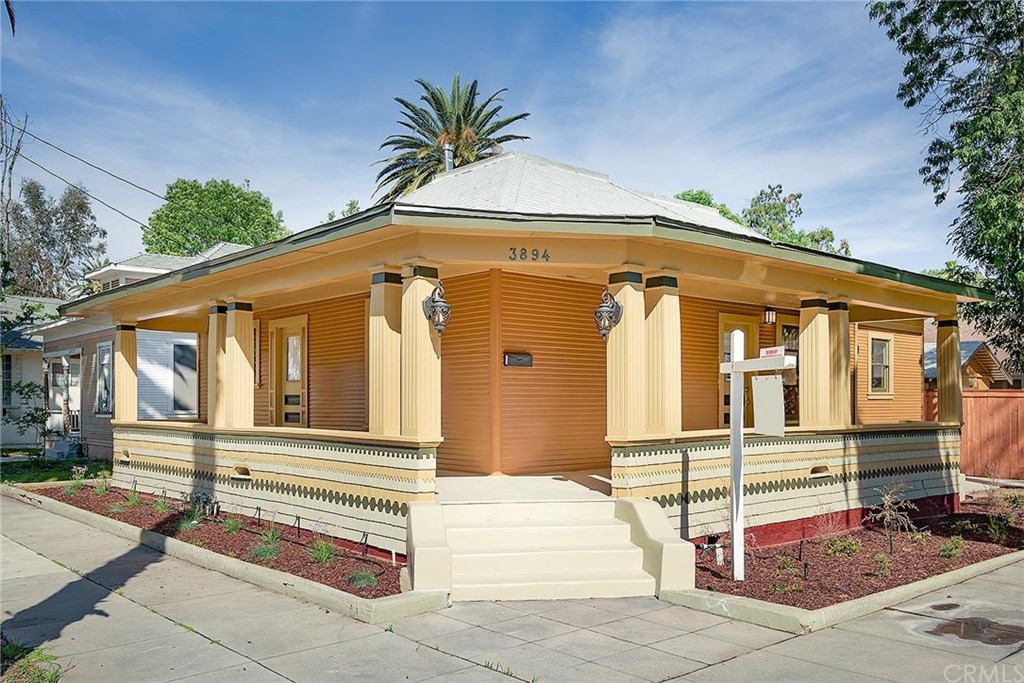 3894 Pine Street Riverside, CA 92501 - Photo 1 of 1