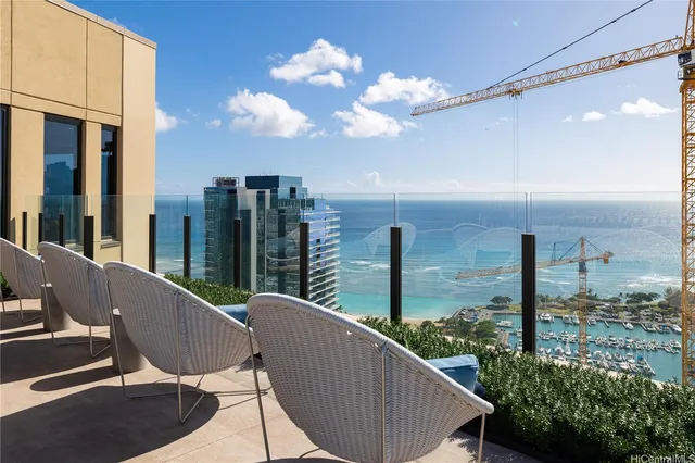 $3,900 | 987 Queen Street, Unit 3603, Honolulu, HI 96814