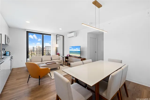 $3,900 | 987 Queen Street, Unit 3603, Honolulu, HI 96814