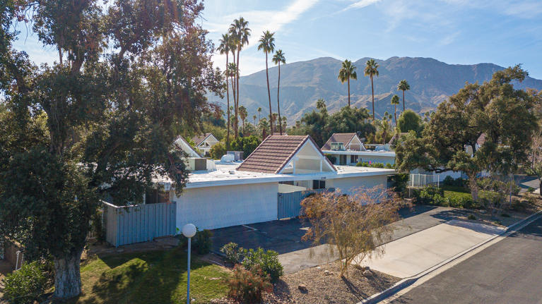 42308 Dunes View Road, Unit 20 Rancho Mirage, CA 92270 - Photo 2 of 30 a view of a patio in backyard