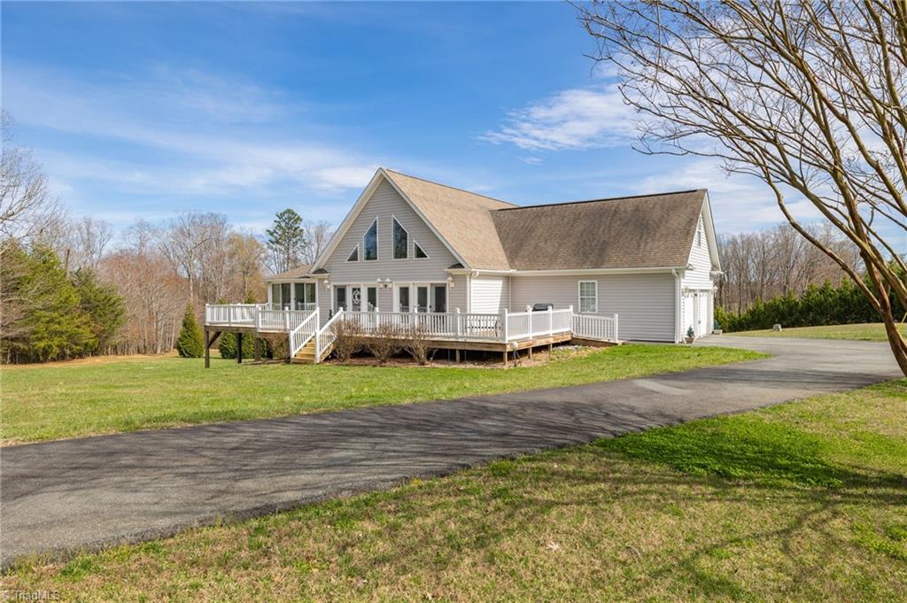 447 Culler Road Pinnacle, NC 27043 - Photo 2 of 36 Beautiful home with circle drive