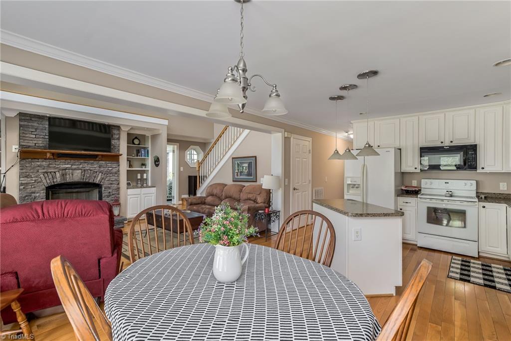 447 Culler Road Pinnacle, NC 27043 - Photo 9 of 36