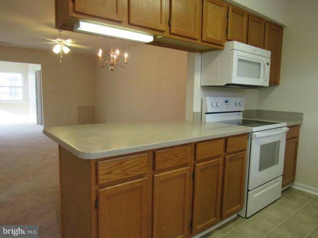 9258 Cherry Lane, Unit 29 Laurel, MD 20708 - Photo 8 of 22 Kitchen