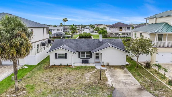 $2,350 | 15606 Allmand Drive, Hudson, FL 34667