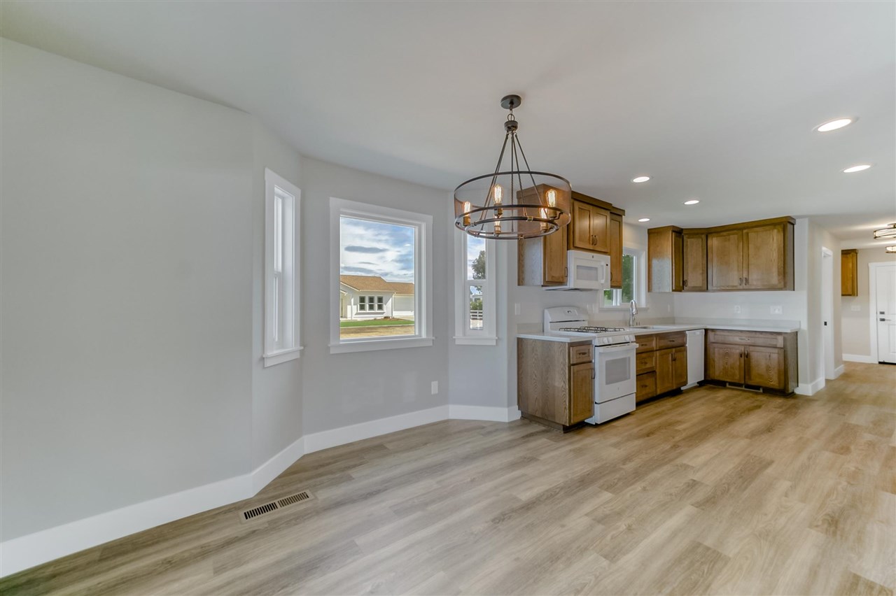 504 Paynes Creek Road, Unit 506 Red Bluff, CA 96080 - Photo 9 of 74