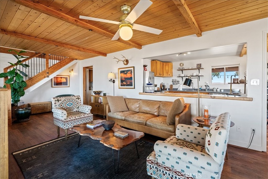3815 Highway 41 Paso Robles, CA 93446 - Photo 6 of 40 a living room with furniture and a rug
