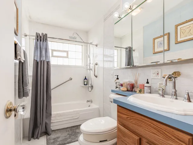 $203,500 | 410 Todd Street, Park Forest, IL 60466