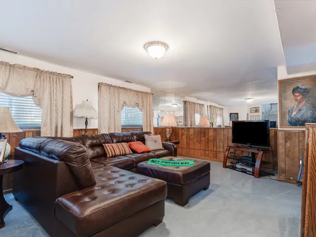 $203,500 | 410 Todd Street, Park Forest, IL 60466