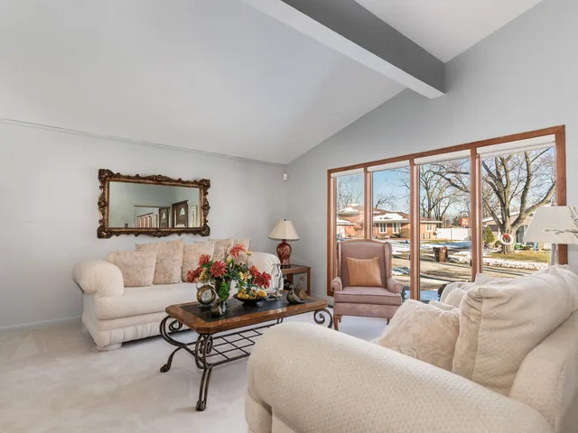 $203,500 | 410 Todd Street, Park Forest, IL 60466