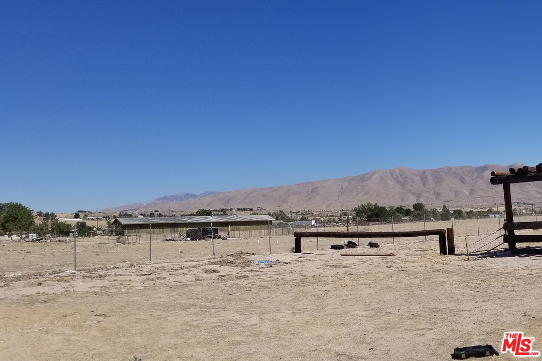 19873 Tussing Ranch Road Apple Valley, CA 92308 - Photo 8 of 15 a view of a lake with mountain