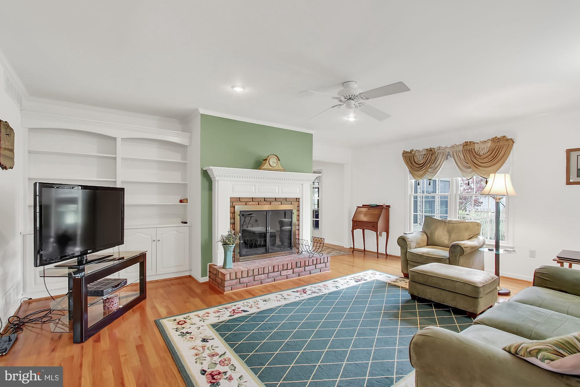 621 Telegraph Road Rising Sun, MD 21911 - Photo 3 of 60 Living Room