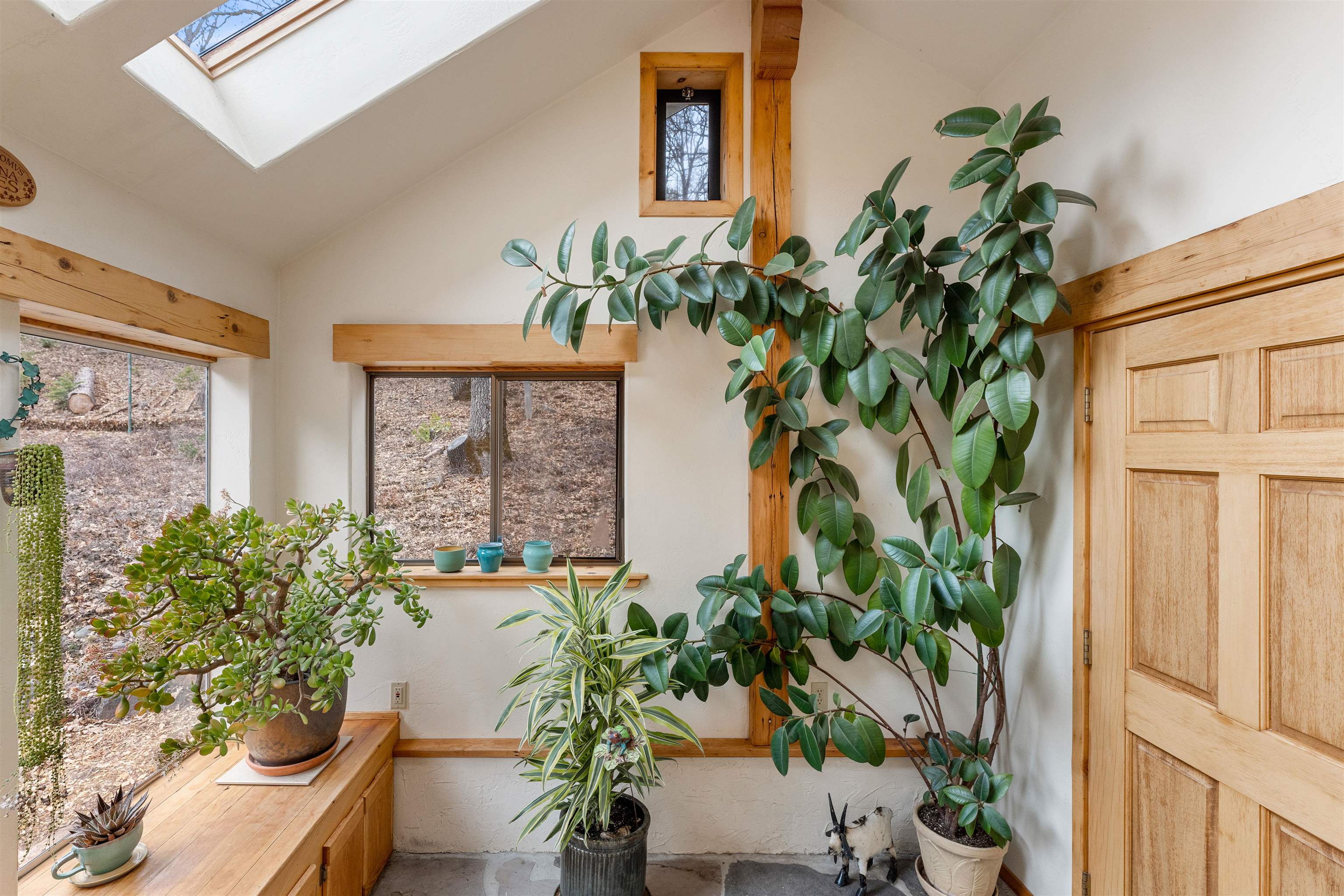 8839 Rocky Road Weed, CA 96094 - Photo 14 of 27 Gallery Image 14