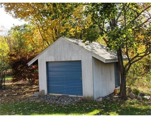 424 Berlin Road Marlborough, MA 01752 - Photo 16 of 17 Gallery Image 16