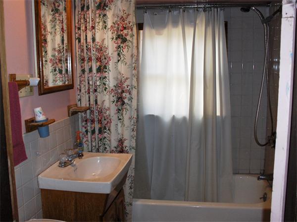 424 Berlin Road Marlborough, MA 01752 - Photo 8 of 17 Gallery Image 8