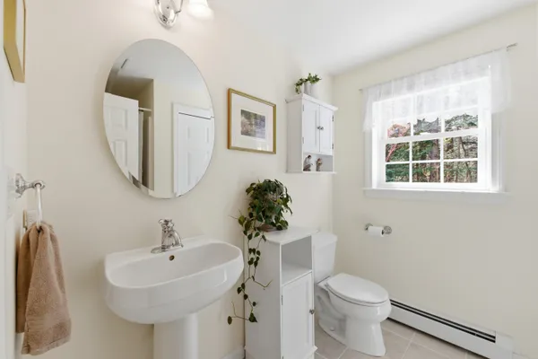 $569,000 | 7 Cambridge Court, Unit 7, Kennebunk, ME 04043