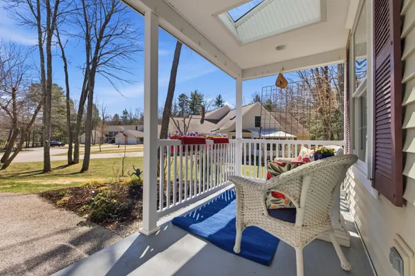 $569,000 | 7 Cambridge Court, Unit 7, Kennebunk, ME 04043