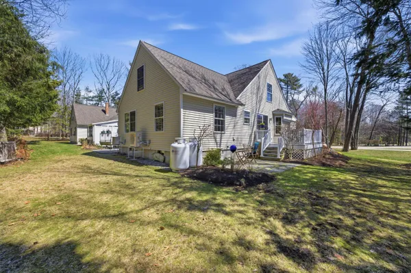 $569,000 | 7 Cambridge Court, Unit 7, Kennebunk, ME 04043