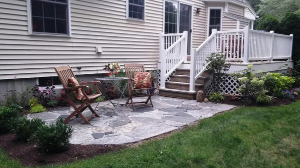 $569,000 | 7 Cambridge Court, Unit 7, Kennebunk, ME 04043