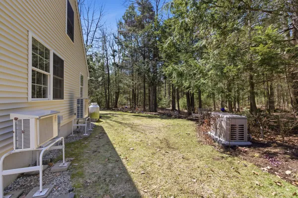 $569,000 | 7 Cambridge Court, Unit 7, Kennebunk, ME 04043