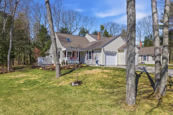 $569,000 | 7 Cambridge Court, Unit 7, Kennebunk, ME 04043