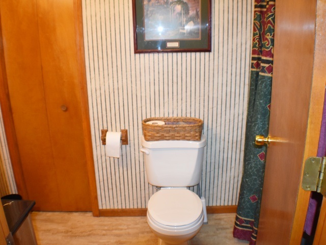 8150 South 35 Road Cadillac, MI 49601 - Photo 23 of 28 1862645-22.JPG