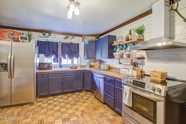 $229,000 | 461 Bunker Hill Road, Bluff City, TN 37618