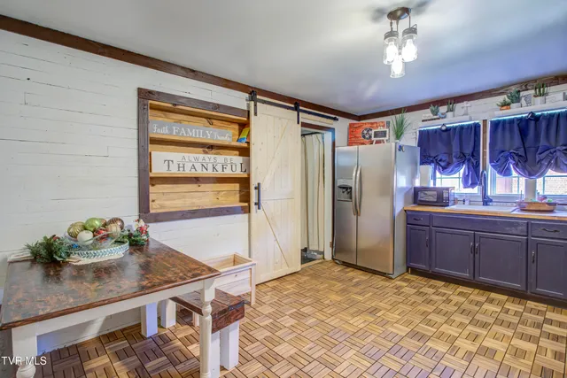 $229,000 | 461 Bunker Hill Road, Bluff City, TN 37618