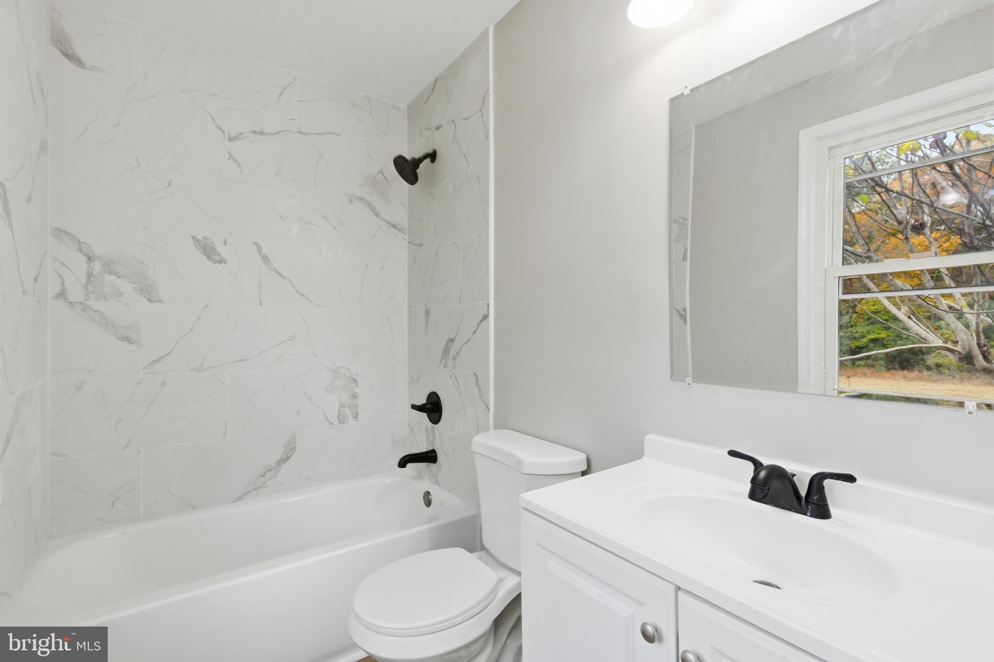 48925 Chisleytown Road St. Inigoes, MD 20684 - Photo 8 of 28