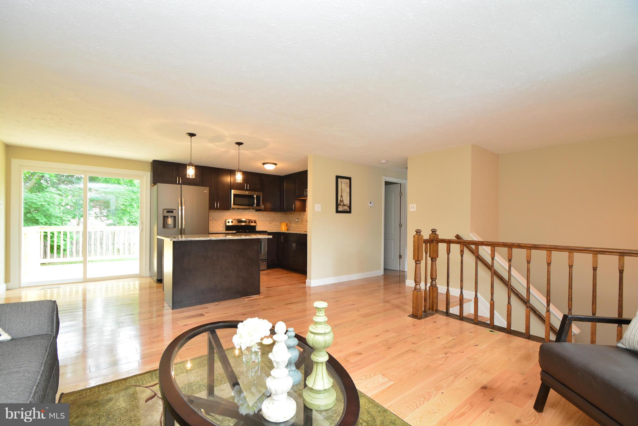 710 Orems Road Baltimore, MD 21221 - Photo 9 of 27 Living Room