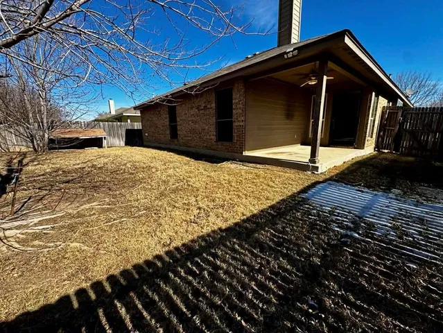 $2,200 | 268 Spring Hollow Drive, Saginaw, TX 76131