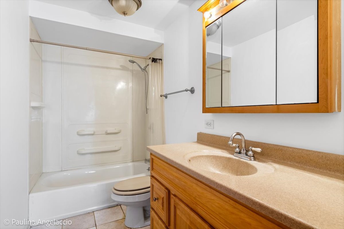 4618 Custer Avenue Brookfield, IL 60513 - Photo 12 of 15