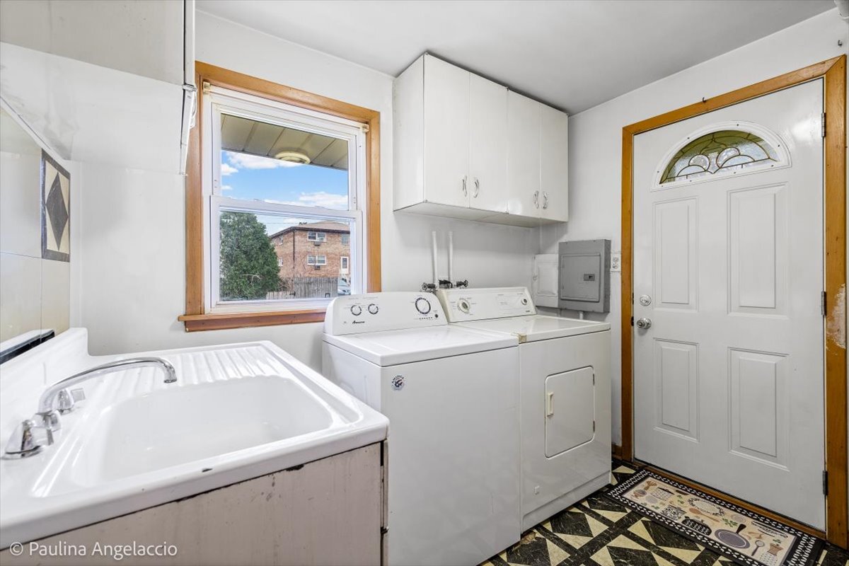 4618 Custer Avenue Brookfield, IL 60513 - Photo 13 of 15