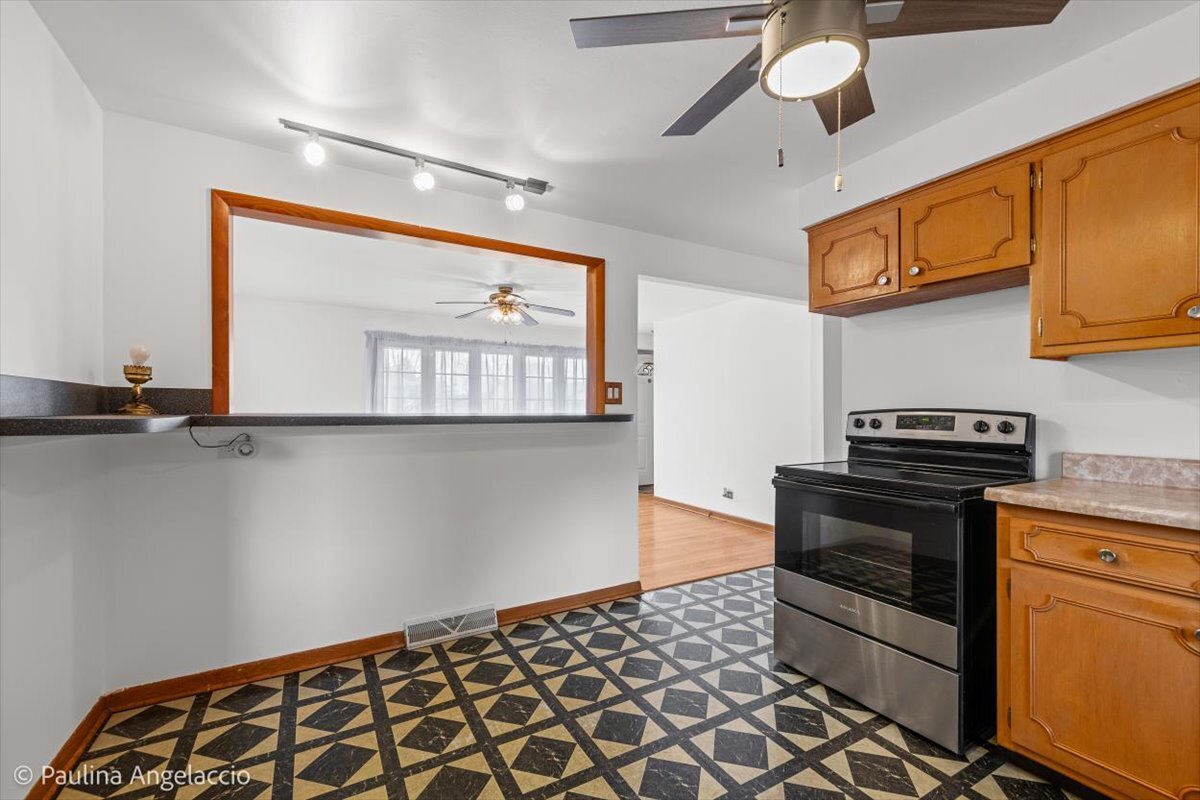 4618 Custer Avenue Brookfield, IL 60513 - Photo 7 of 15