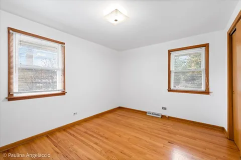 $269,000 | 4618 Custer Avenue, Brookfield, IL 60513