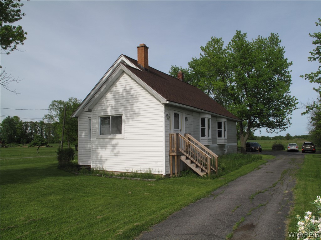 6513 Ward Road Wheatfield, NY 14132 - Photo 1 of 1 Gallery Image 1