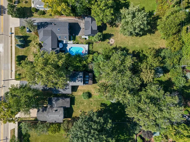 $450,000 | 410 Chicago Avenue, Clarendon Hills, IL 60514