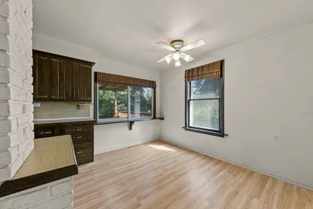 $450,000 | 410 Chicago Avenue, Clarendon Hills, IL 60514