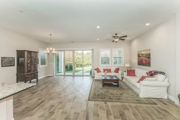 $680,000 | 1924 East Via Fiore Avenue, Fresno, CA 93730