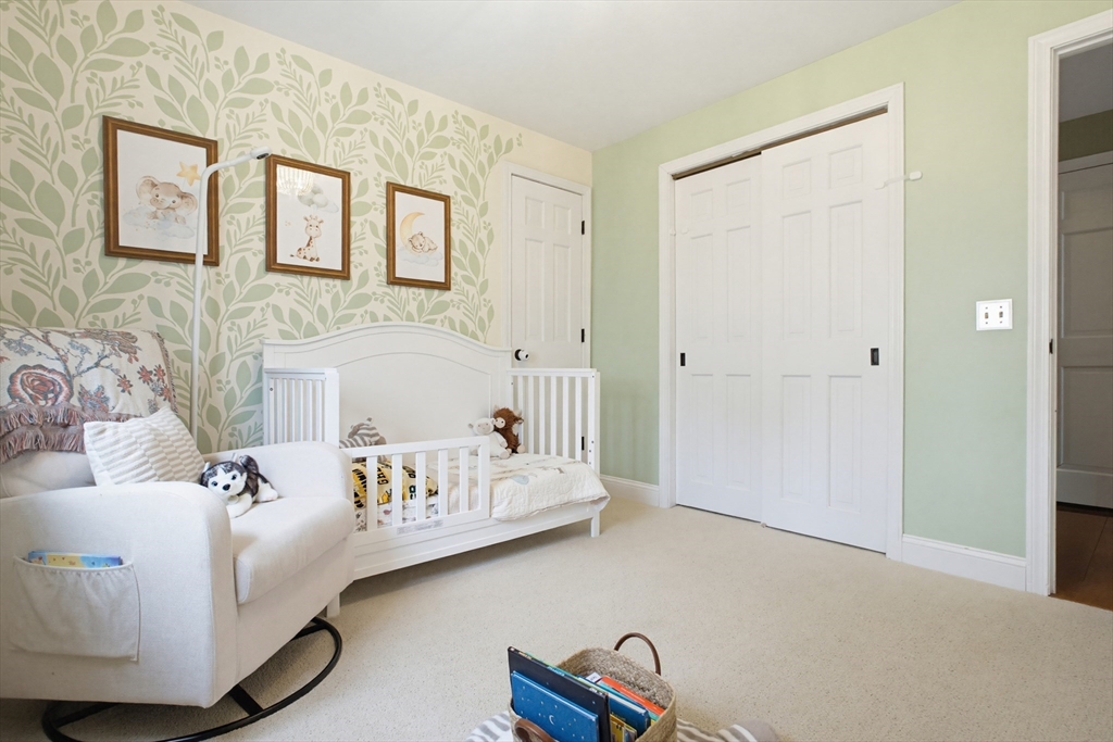 6 Walker Pond Road Sturbridge, MA 01566 - Photo 17 of 42