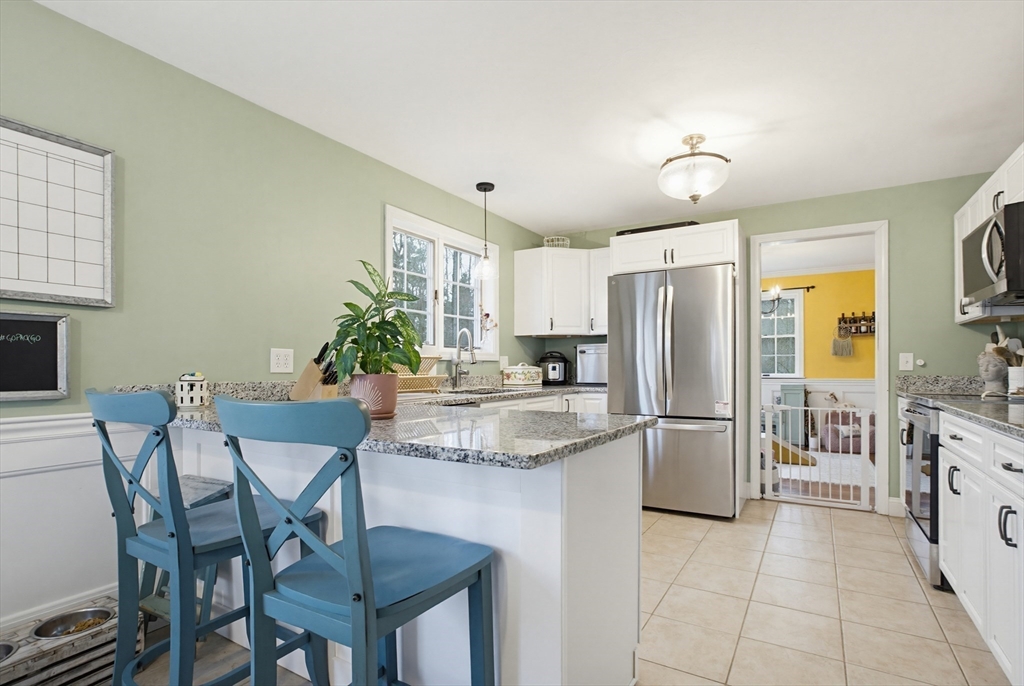 6 Walker Pond Road Sturbridge, MA 01566 - Photo 2 of 42