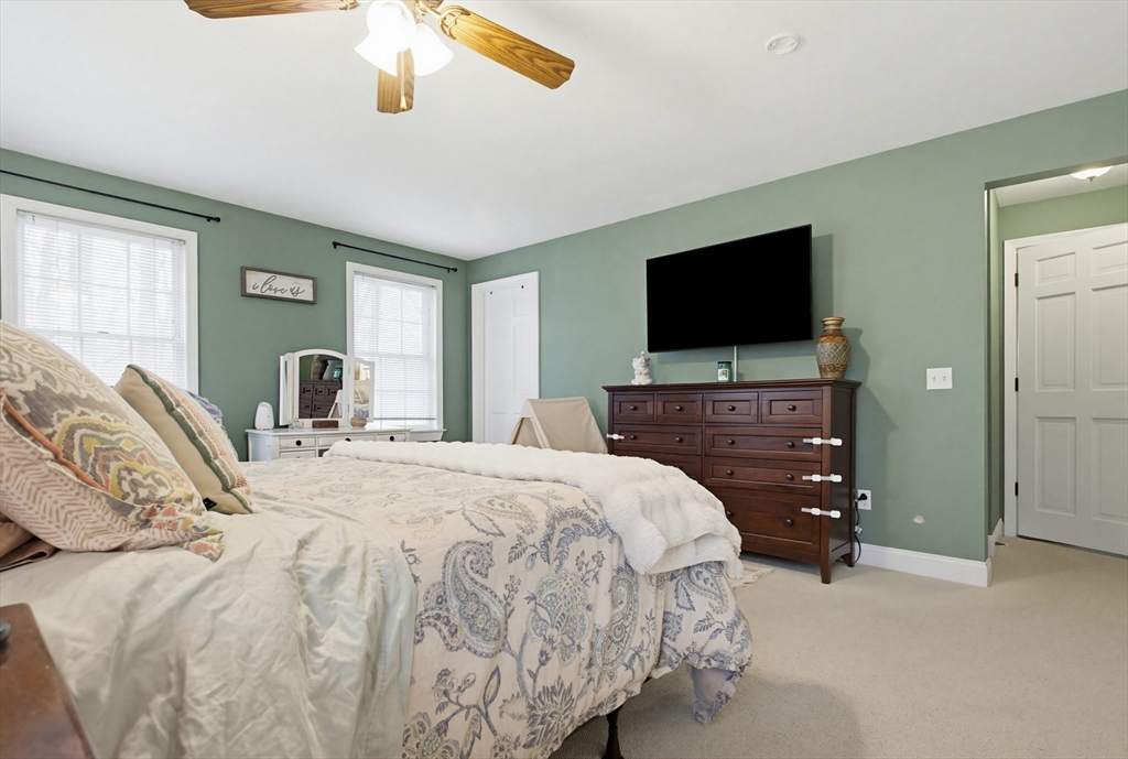 6 Walker Pond Road Sturbridge, MA 01566 - Photo 23 of 42