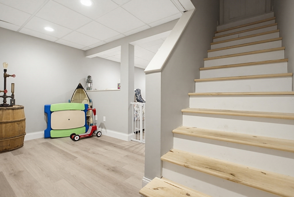 6 Walker Pond Road Sturbridge, MA 01566 - Photo 27 of 42