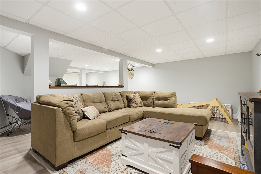 6 Walker Pond Road Sturbridge, MA 01566 - Photo 29 of 42