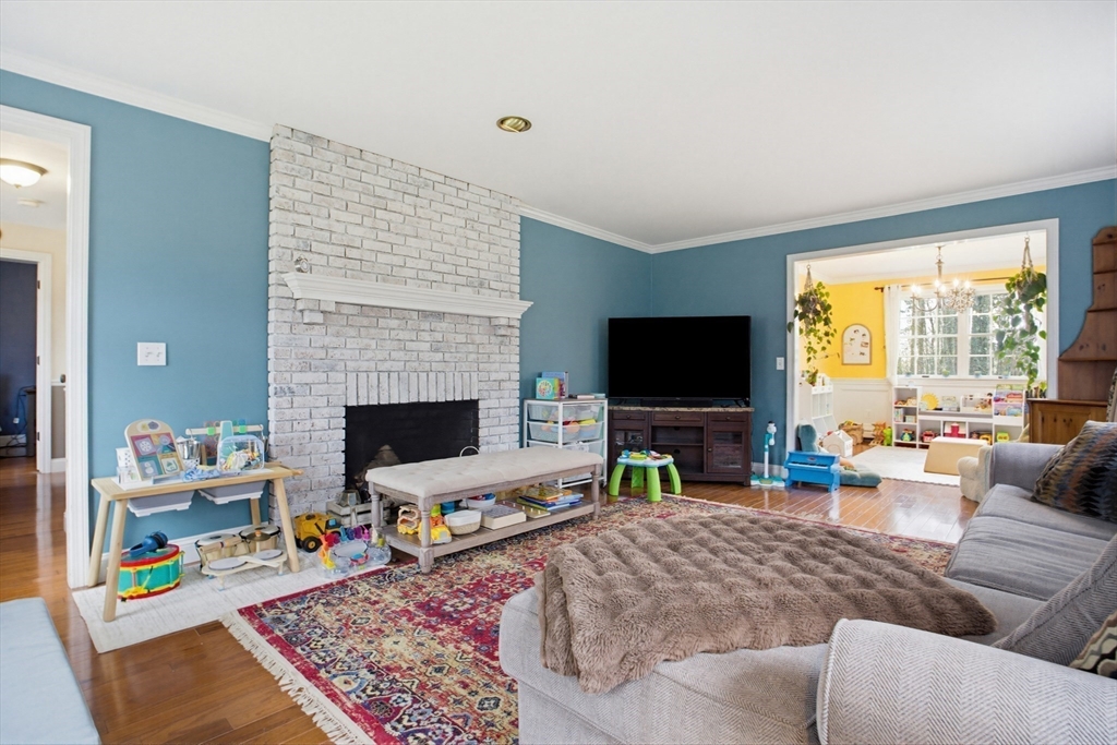 6 Walker Pond Road Sturbridge, MA 01566 - Photo 8 of 42