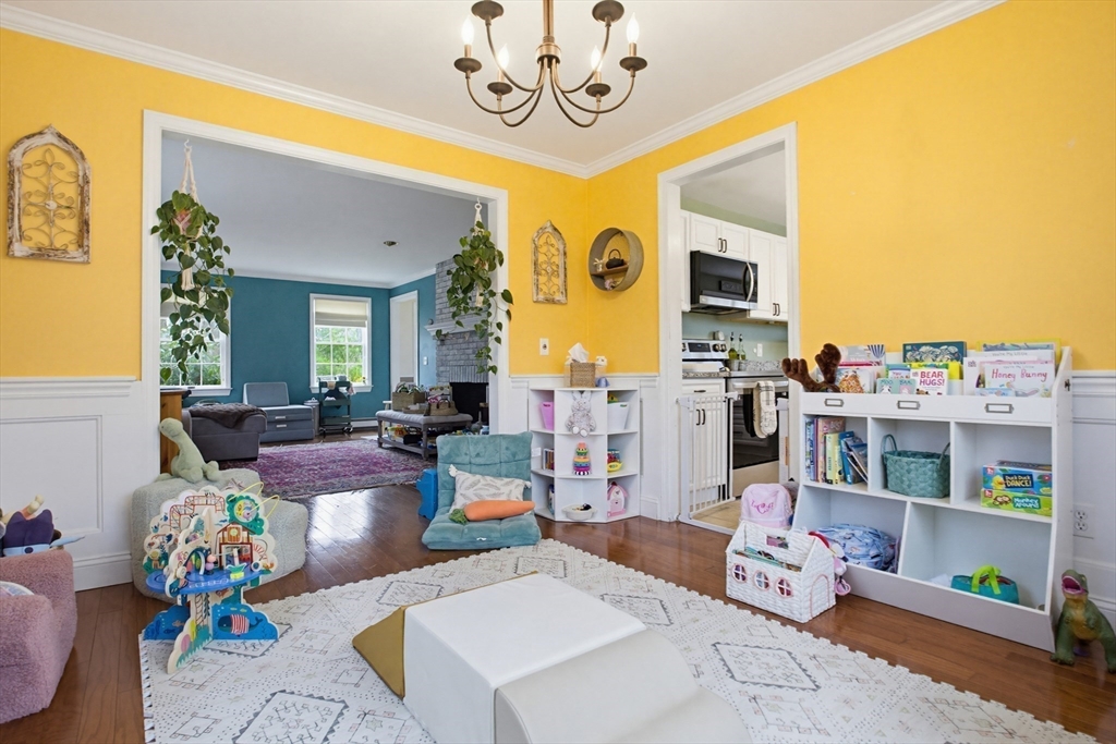 6 Walker Pond Road Sturbridge, MA 01566 - Photo 9 of 42