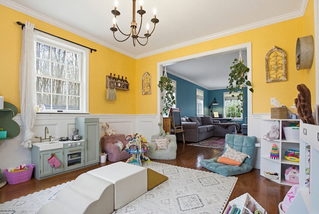 6 Walker Pond Road Sturbridge, MA 01566 - Photo 10 of 42