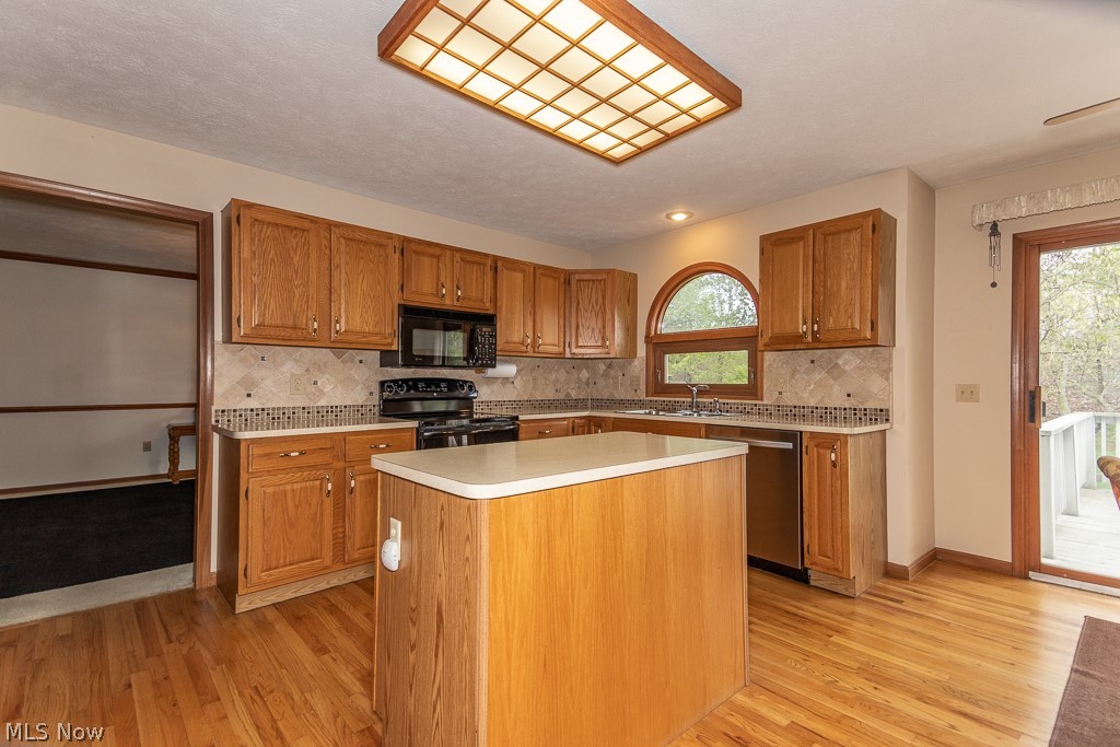 327 Longspur Road Cleveland, OH 44143 - Photo 14 of 33 Gallery Image 14
